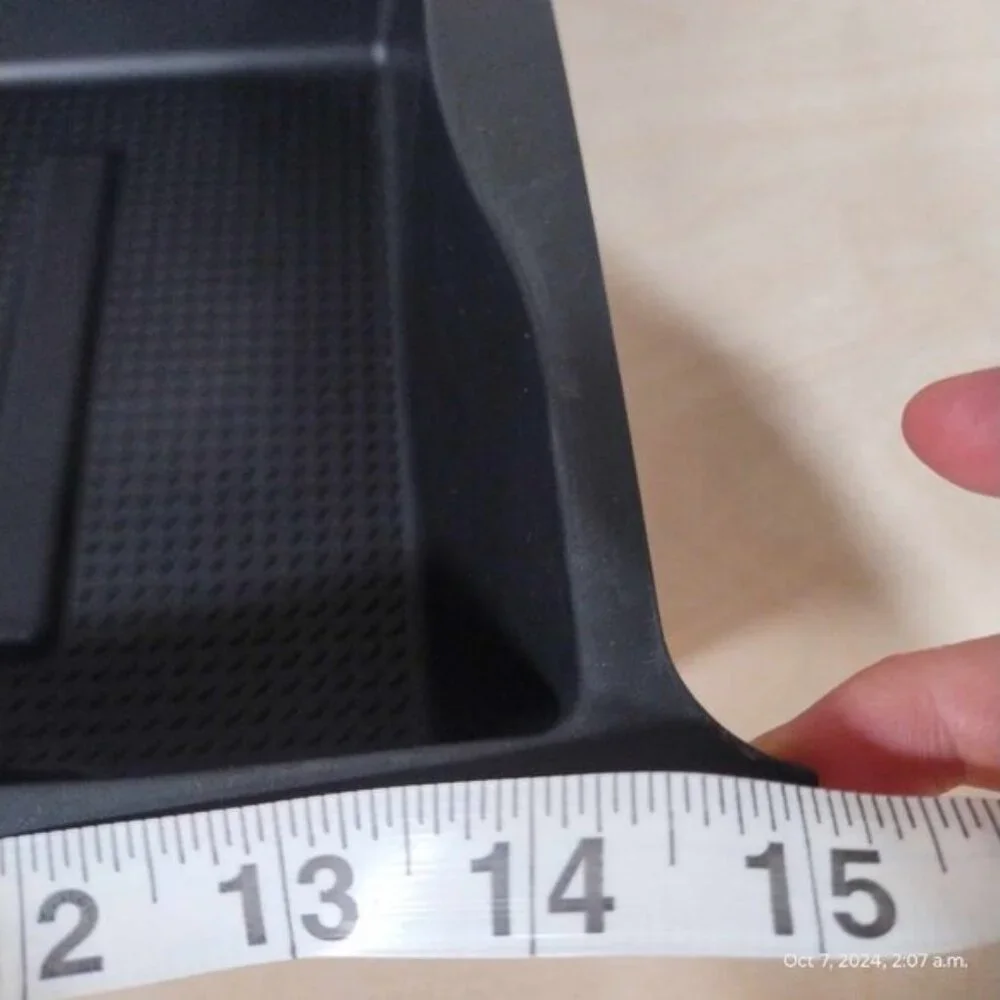Underseat car storage flexible heavy‎ duty rubber for storing things under seat